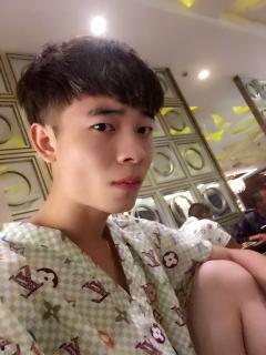 乳霸在线视频,揭秘网络红人乳霸的爆红之路